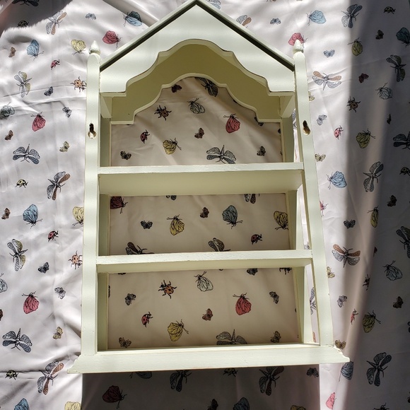Vintage cottagecore shabby chic cream shelf, fair condition - Picture 2 of 7